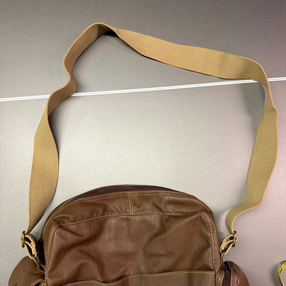 VTG Kenneth Cole Reaction Brown Faux Leather Crossbody Messenger Bag MultiPocket